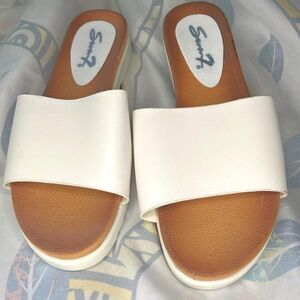 Seven7 Slide Sandal - Size 6 - NWOT